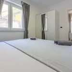 Rose Apartment